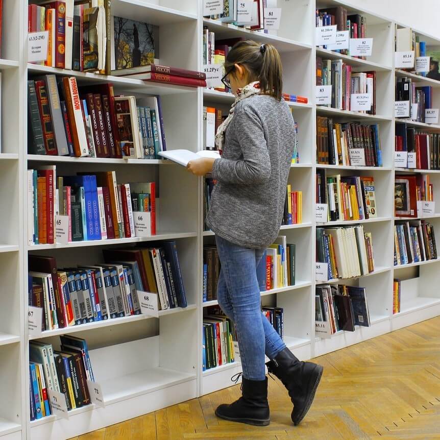 Com és l’accés a la informació? El cas de la biblioteca